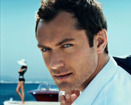 Jude Law - face, jude law, man, blue, actor