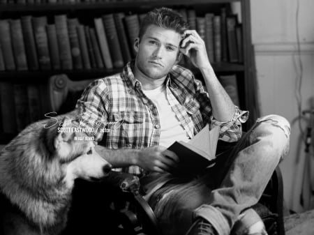 Scott Eastwood - black, actor, white, Scott Eastwood, model, bw, dog, caine