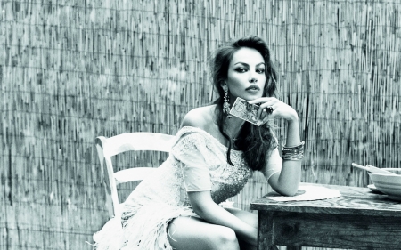 Madalina Ghenea - black, model, actress, bw, madalina ghenea, romanian, girl, white, card, woman