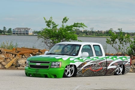 2004-Chevrolet-Silverado - slammed, custom paint, gm, truck