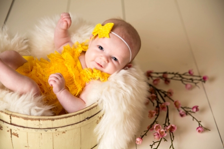 Baby girl - fur, girl, baby, yellow, copil, basket, child, spring