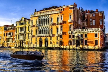 Venice Canal - wide screen, italy, photography, venice, canal, beautiful, architecture, scenery, photo