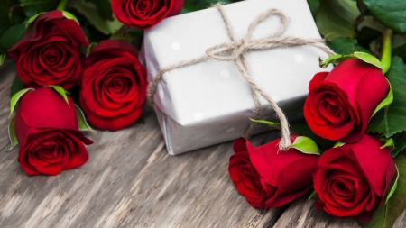 Red Roses - roses, flowers, box, gift