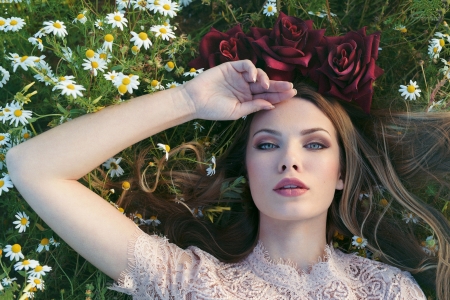 Beauty - summer, tia clifton, daisy, girl, flower, wreath, red, green, woman, model, rose