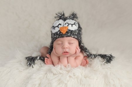 Sleeping baby - fur, hat, winter, funny, child, copil, white, sleep, grey, baby, boy, owl, cute