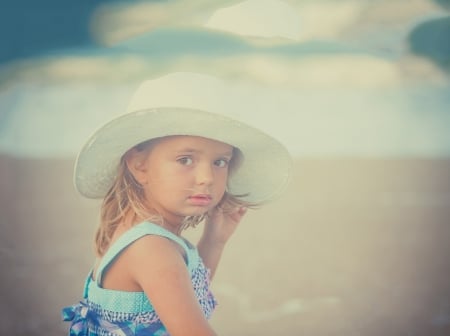 little girl - nice, beauty, beach, hat, people, hair, photography, belle, face, white, pretty, baby, childhood, fair, cute, little, kid, bonny, adorable, dainty, girl, child, wallpaper, lovely, pure, comely, pink, desktopnexus, beautiful, sweet, sea, blonde