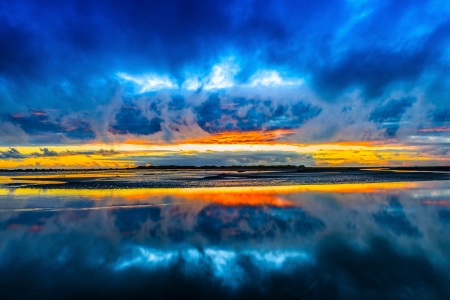 Dramatic Sunset - lake, dusk, clouds, sunset, nature