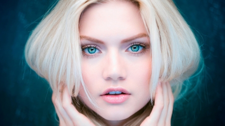 Pretty Face - face, woman, blond, model