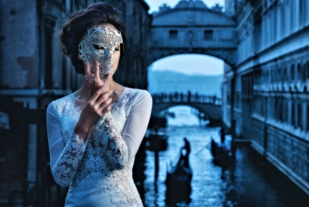 Beauty with Mask - beauty, mask, pretty, venice