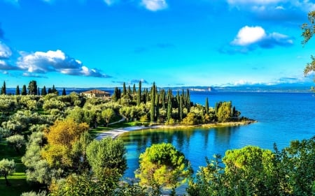 Italy - italy, forest, cool, road, sun, shore, lake, sky, houses, clouds, fun, trees, nature, gardasee