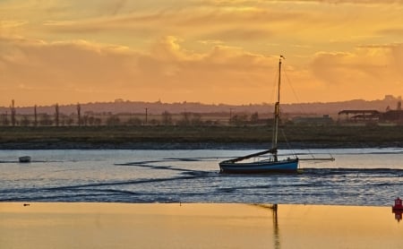 Evening at Heybridge Basin - heybridge nasin, sunset, evening, river