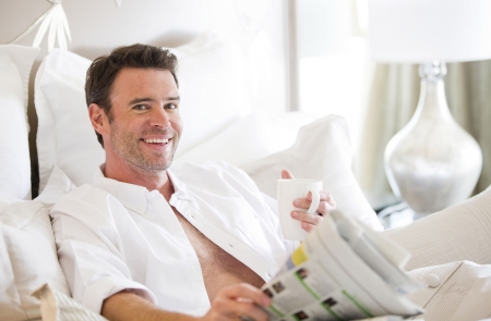 Scott Foley - Scott Foley, actor, smile, white, morning, paper, man