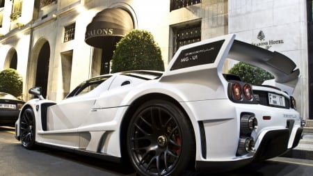 ferrari enzo - italian, enzo, building, ferrari