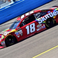 #18 Kyle Busch