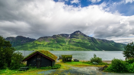 Grass and Moss on the Cabin - nature, sky, lake, mountain, clouds, cabin, moss, grass