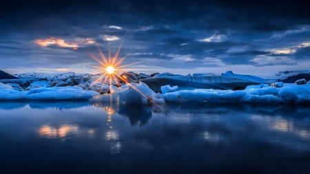 Sunset Rays on the Ice - clouds, winter, sea, ice, sunset, nature, rays, sun, sky