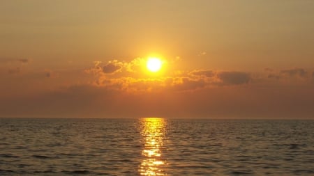 Reflecting Golden Sunset - clouds, sunset, nature, landscape, sea, reflecting, golden, ocean