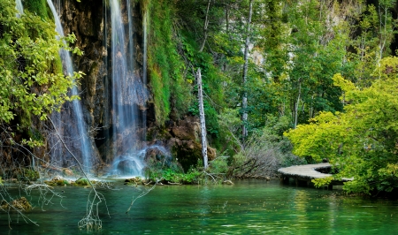 Park in Croatia - lake, trees, croatia, park, summer, waterfall, lovely, forest, beautiful, emerald, green