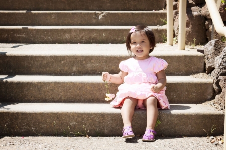 little girl - dainty, pretty, pink, pure, child, fair, face, nice, bonny, kid, childhood, set, beauty, baby, Hair, Belle, comely, white, cute, wallpaper, people, blonde, DesktopNexus, sightly, beautiful, photography, girl, lovely, sweet, smile, little, adorable, feet