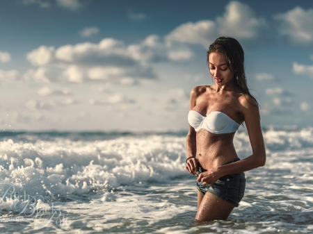 Beach Girl - sky, body, girl, wet, shorts, brunette, sea, model