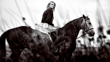 A Morning Ride. . - women, fun, female, boots, fashion, models, brunettes, western, girls, cowgirl, style, outdoors, horses, ranch