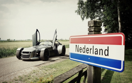 donkervoort d8 gto - donkervoort, sign, road, grass, fence