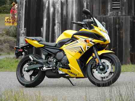 09 Yamaha FZ6R right - 09, fz6r, yellow, yamaha