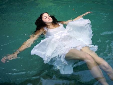 Nikki Reed - wallpaper, nikki, water, model, beautiful, actress, nikki reed, dress, 2017, legs, pool, reed