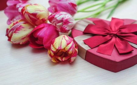 â™¥ - flowers, gift, box, tulips