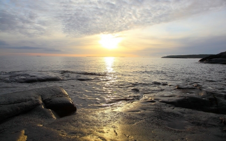 Slippery Seashore Sunset - clouds, shore, sunset, nature, sea, sky