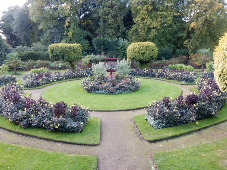 October Victorian Garden