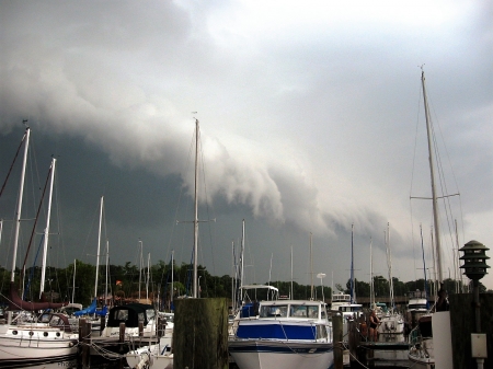 Incoming Weather - maryland, sky, boats, chesapeakle bay, weather