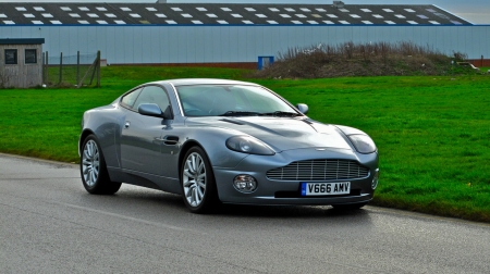 2001 Aston Martin Vanquish - sport, aston martin, car, vanquish