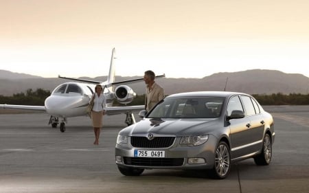 scoda - plane, car, woman, man, scoda