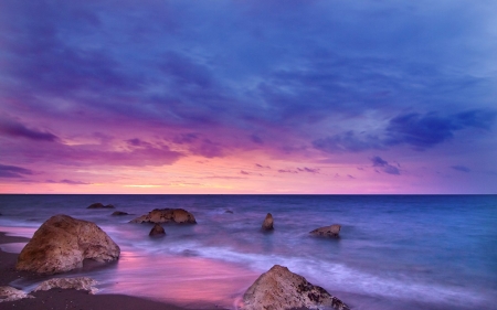 Amazing Beach Sunset - clouds, horizon, blue, beach, sea, island, sunrise, sand, sunset, nature, dusk, rocks