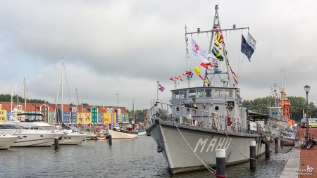 Dutch Marine Ship MAHU