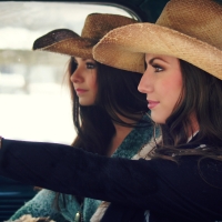 Traveling Cowgirls