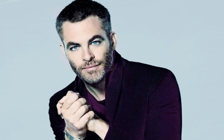 Chris Pine - black, actor, snl, mary ellen matthews, Chris Pine, man