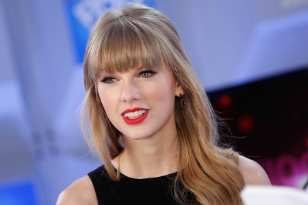 Taylor Swift - woman, lady, singer, blonde, model, babe