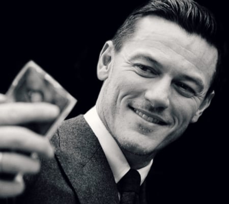 Luke Evans - black, actor, smile, white, Luke Evans, bw, phone, man