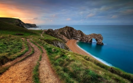 Beach - road, landscape, sea, HD, ocean, nature, arch, off road, Beach