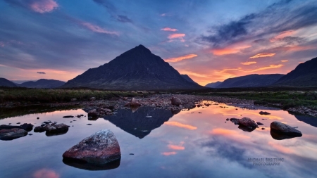 Scottish mountains - hill, lake, sky, landscape, scottish, mountains, wallpaper, sunset, nature, cloud, reflection, dawn, stones, scotland, sunrise, scene