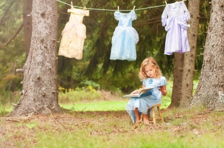 Little girl - people, hair, belle, book, sightly, white, face, childhood, fair, clothes, little, bonny, adorable, wallpaper, child, beautiful, pink, sweet, nice, beauty, photography, read, pretty, baby, tree, cute, sit, kid, dainty, girl, seat, lovely, pure, comely, desktopnexus, blonde