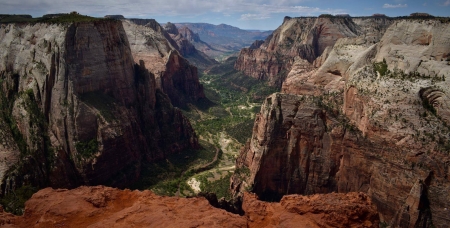 Observation Point - fun, nature, desert, mountains, cool, Observation Point, canyon