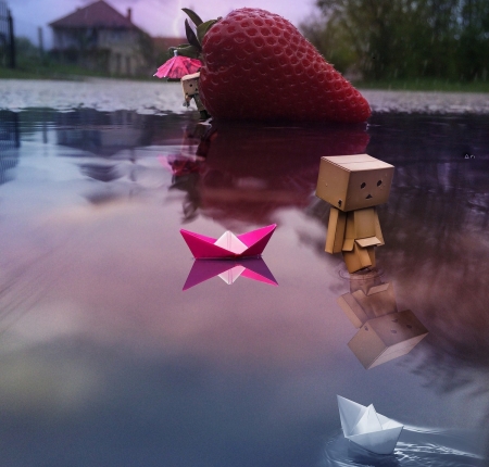 â™¥ - paperboat, abstract, dambo, red