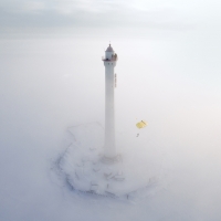 BASE jumping