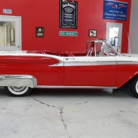 1959 Ford Fairlane 500 Skyliner