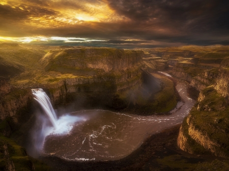 Palouse Falls,Washington - nature, canyon, clouds, river, waterfall