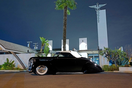 1938-Ford-Roadster-Convertible-DeLuxe - classic, white walls, 1938, black