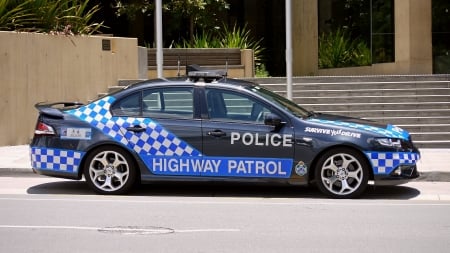 Falcon XR6 Turbo Highway Patrol - xr6, patrol, car, falcon, highway, police, turbo, emergency